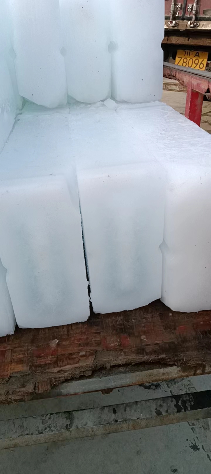 东城降温冰块哪里买？良臣制冰厂告诉你！